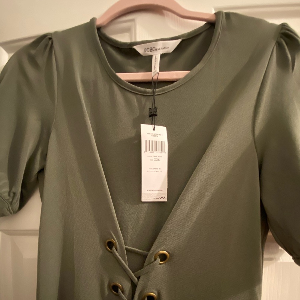 BCBG Lace-up dress - Picture 4 of 5